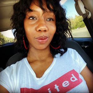 Meet your Posher, Alisha